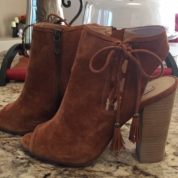 NWOT Kristin Cavallari by Chinese Laundry Bootie - Picture 5 of 7